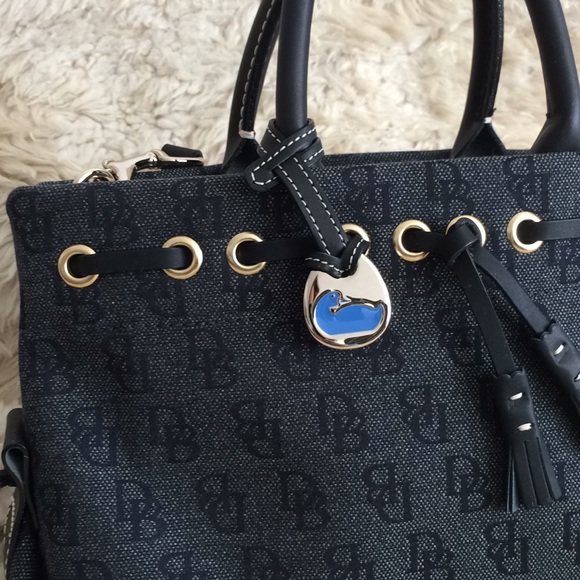 Dooney & Bourke Mini open tote magnetic shoulder - Picture 2 of 8